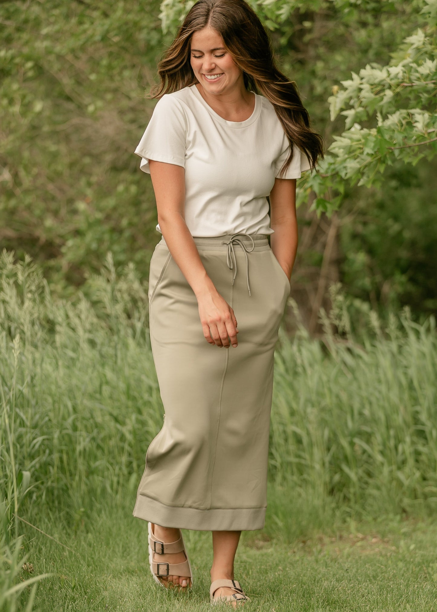 Bradi Side Zipper Athletic Midi Skirt