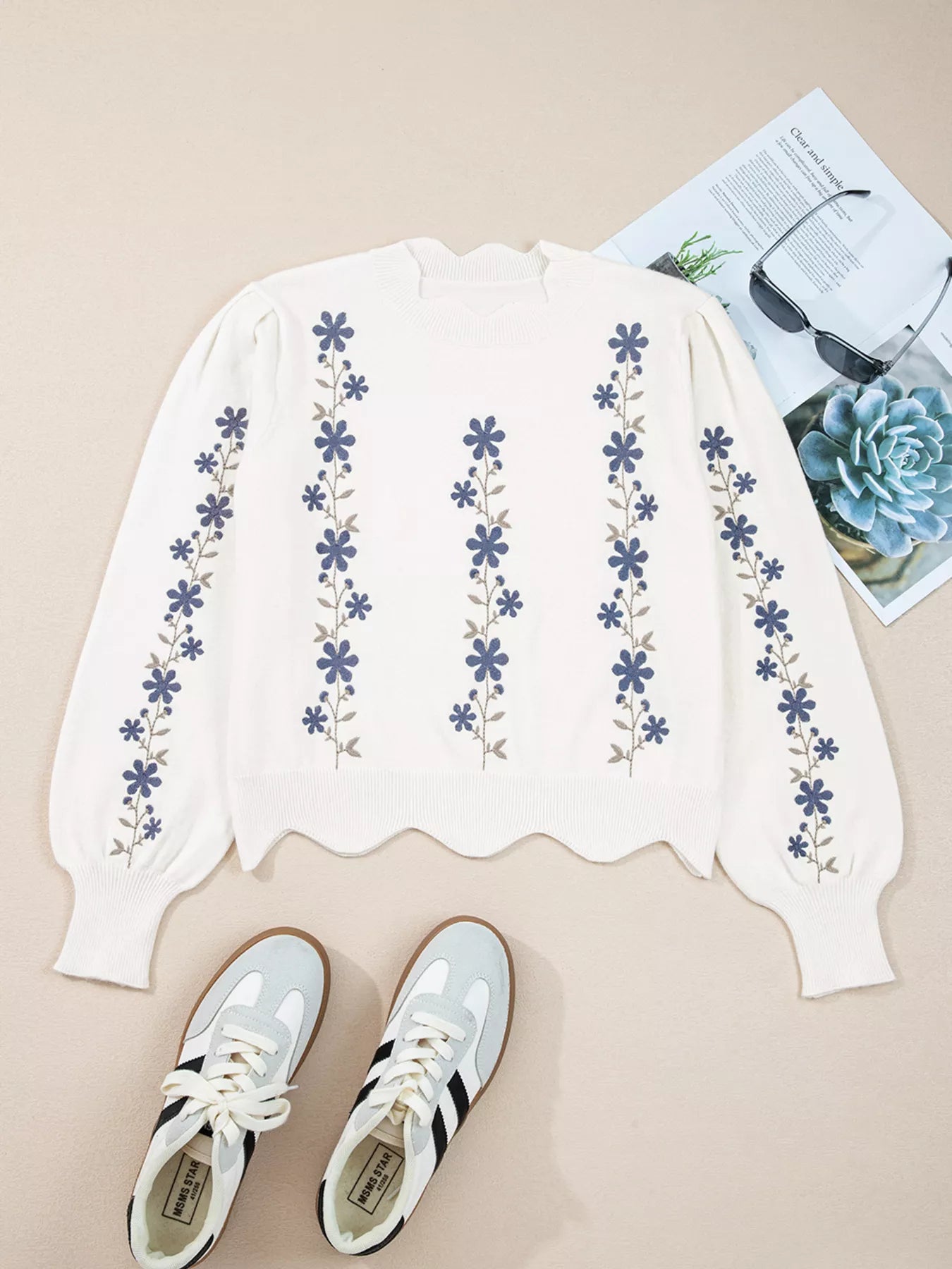 Floral Embroidered Scallop Hem Cropped Sweater