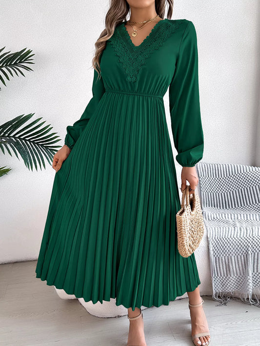 Lace Detail V-Neck Pleated Dress Dark Green