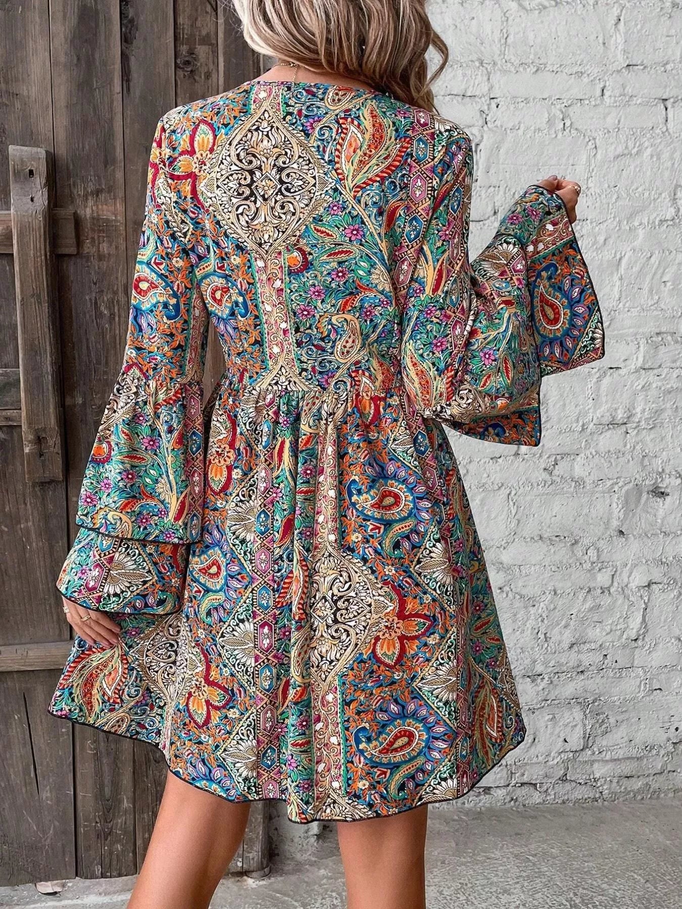 Paisley Print V-Neck Flounce Sleeve Dress