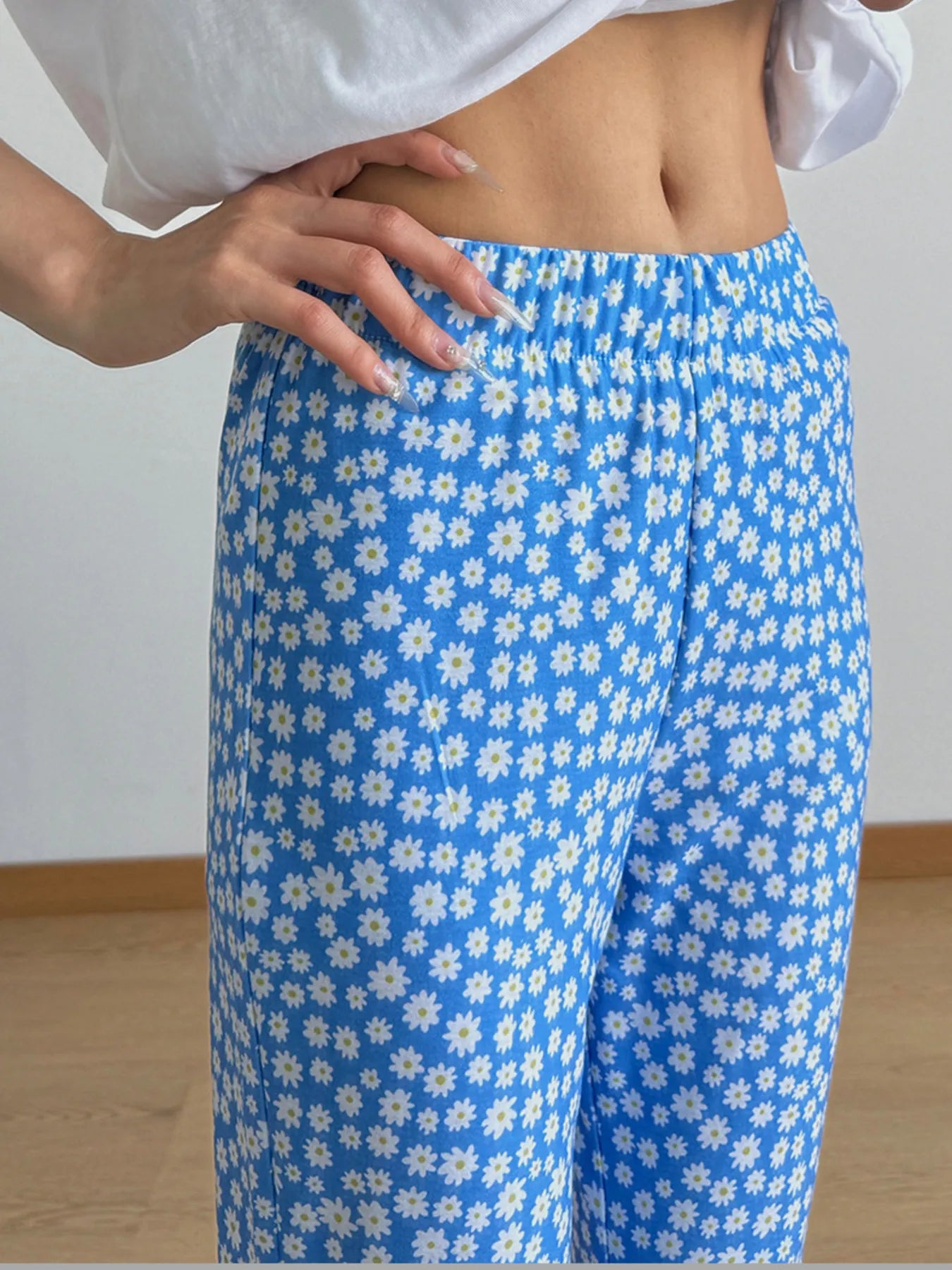 Floral Print Flare Leg Pants