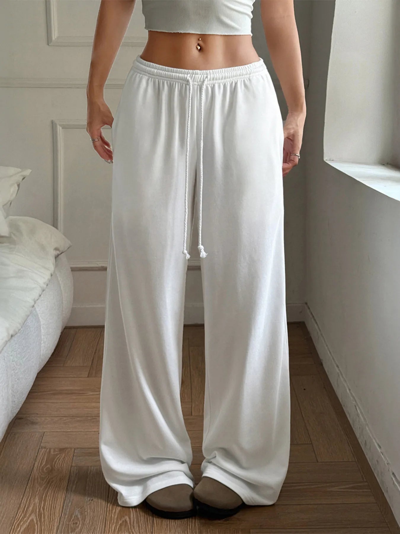 Relaxed Wide Leg Drawstring Pants