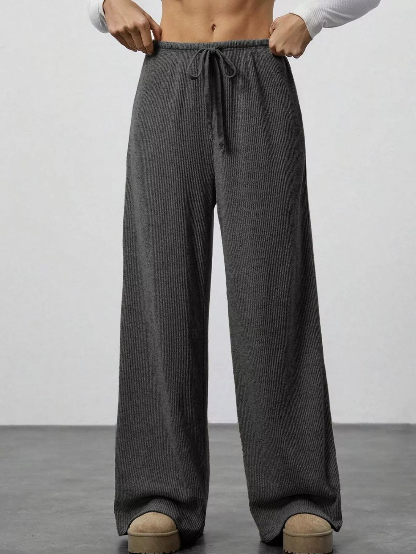 Relaxed Fit Wide Leg Pants