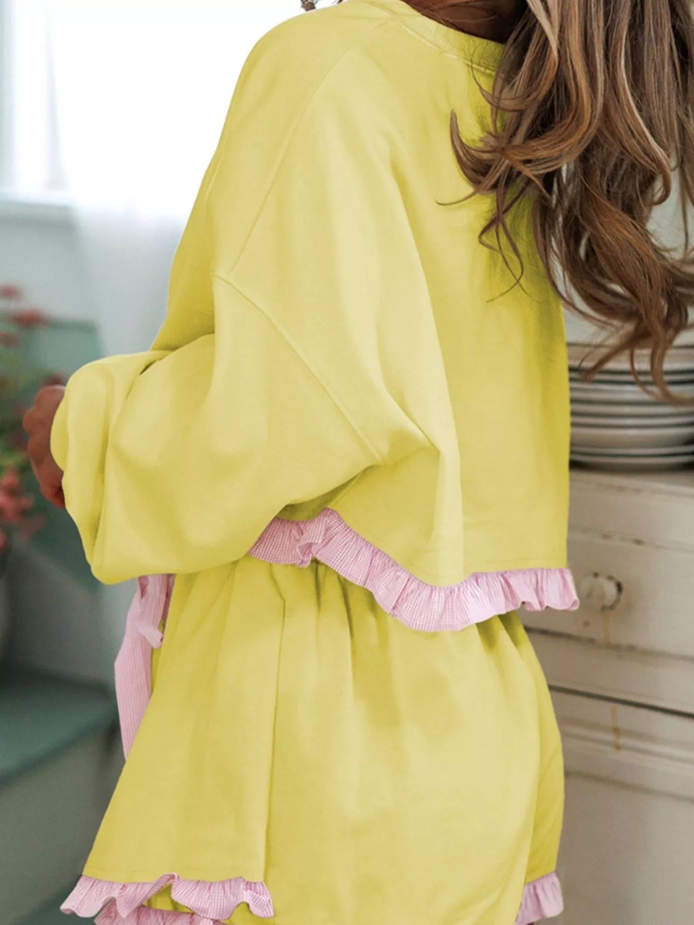 Contrast Frill Hem Round Neck Top and Shorts Set