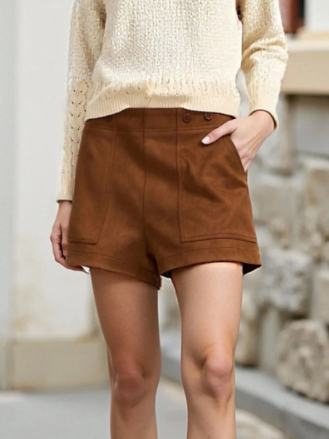 Pocketed Casual Shorts Caramel Color