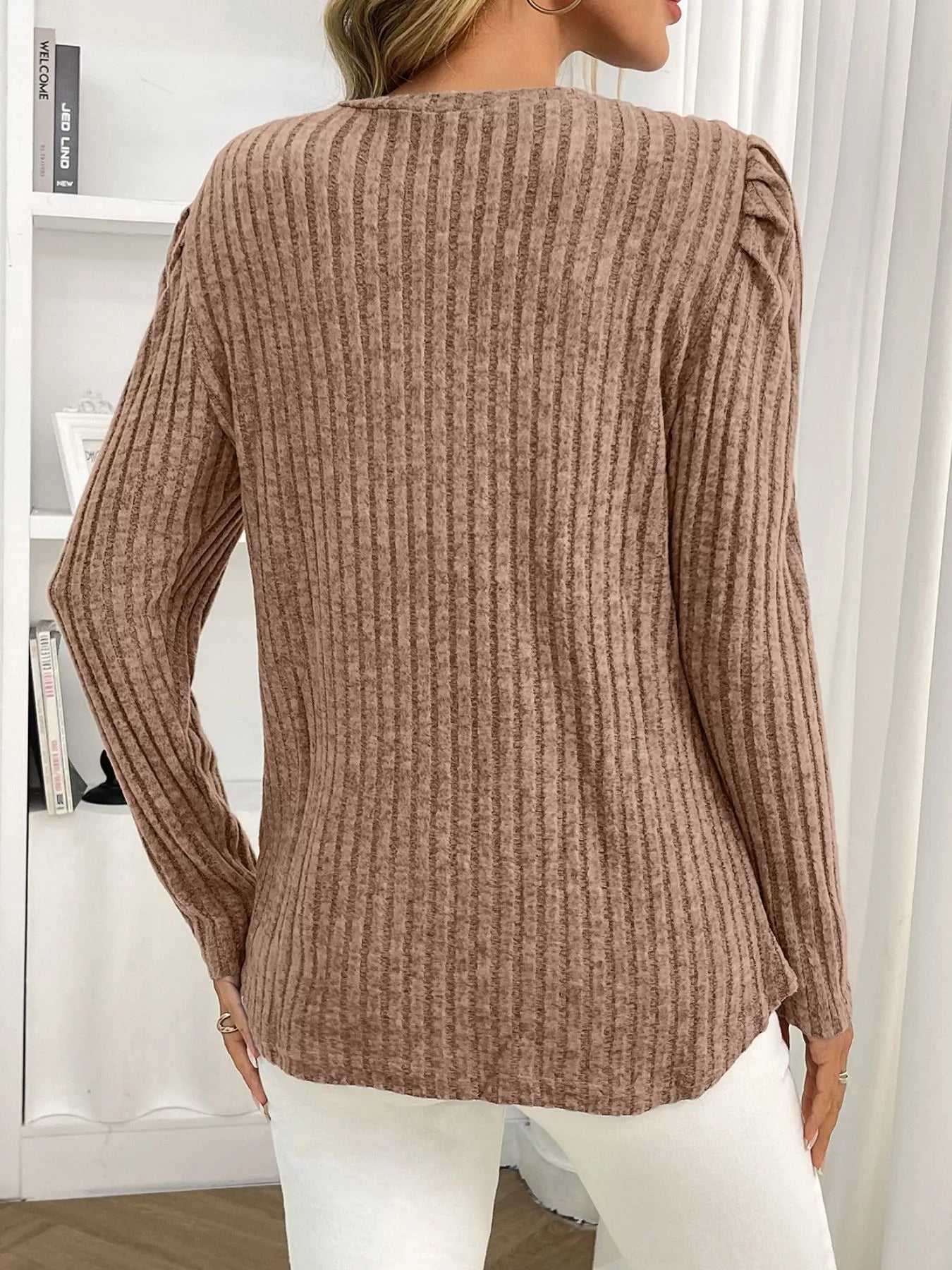 Round Neck Puff Sleeve T-Shirt