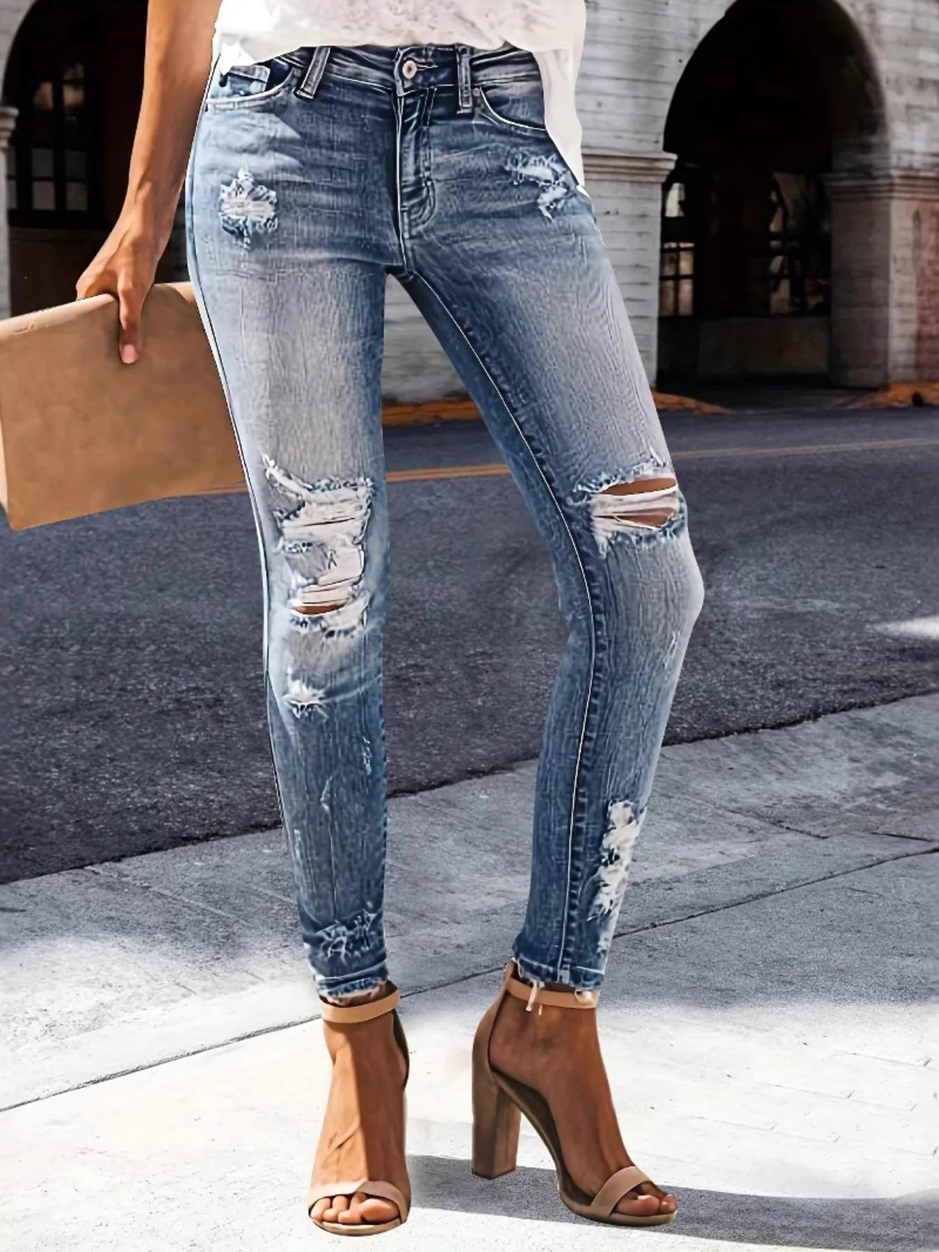 Distressed Skinny Jeans