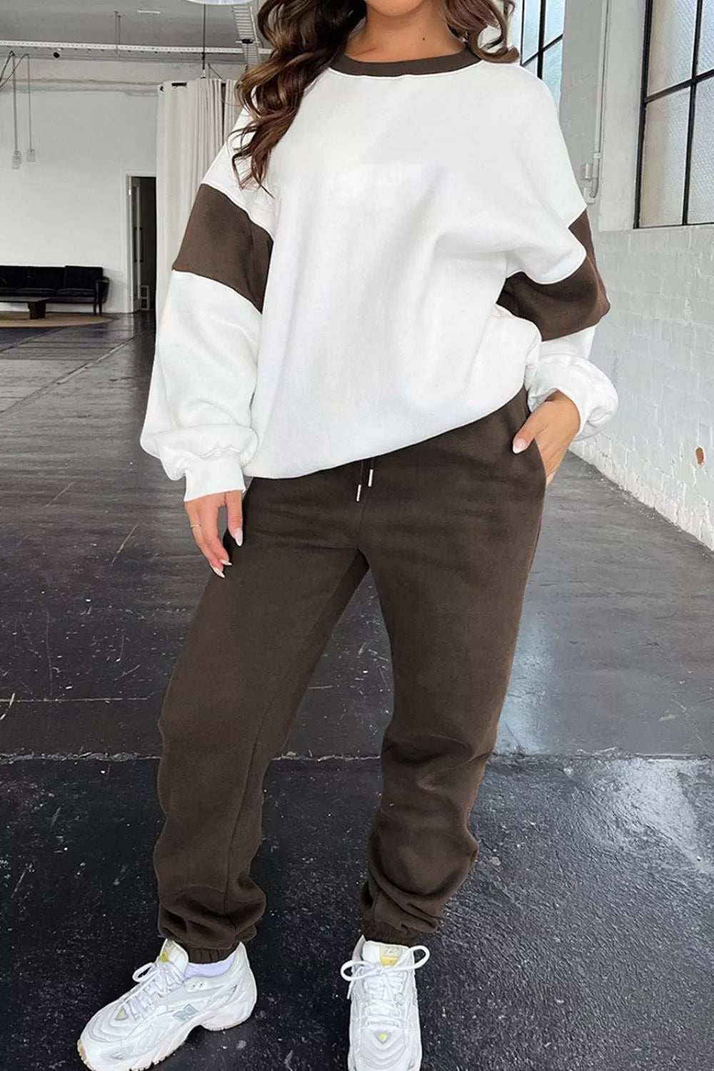 Drop Shoulder Loose Sweatshirt and Joggers Active Set Chocolate