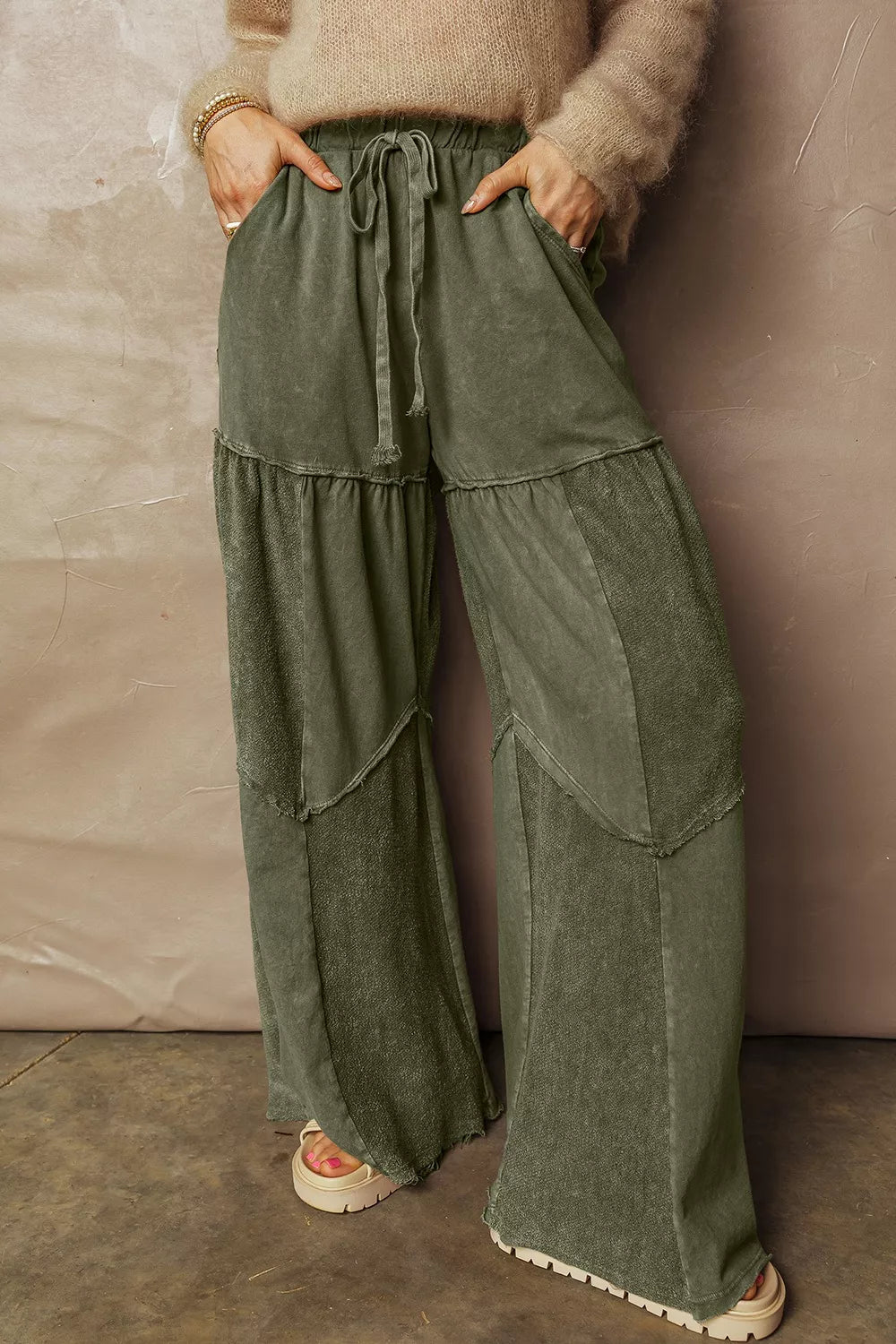 Tiered Wide Leg Pants Moss