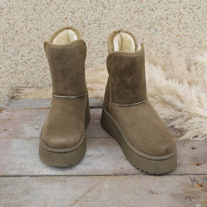 Round Toe Platform Boots Green