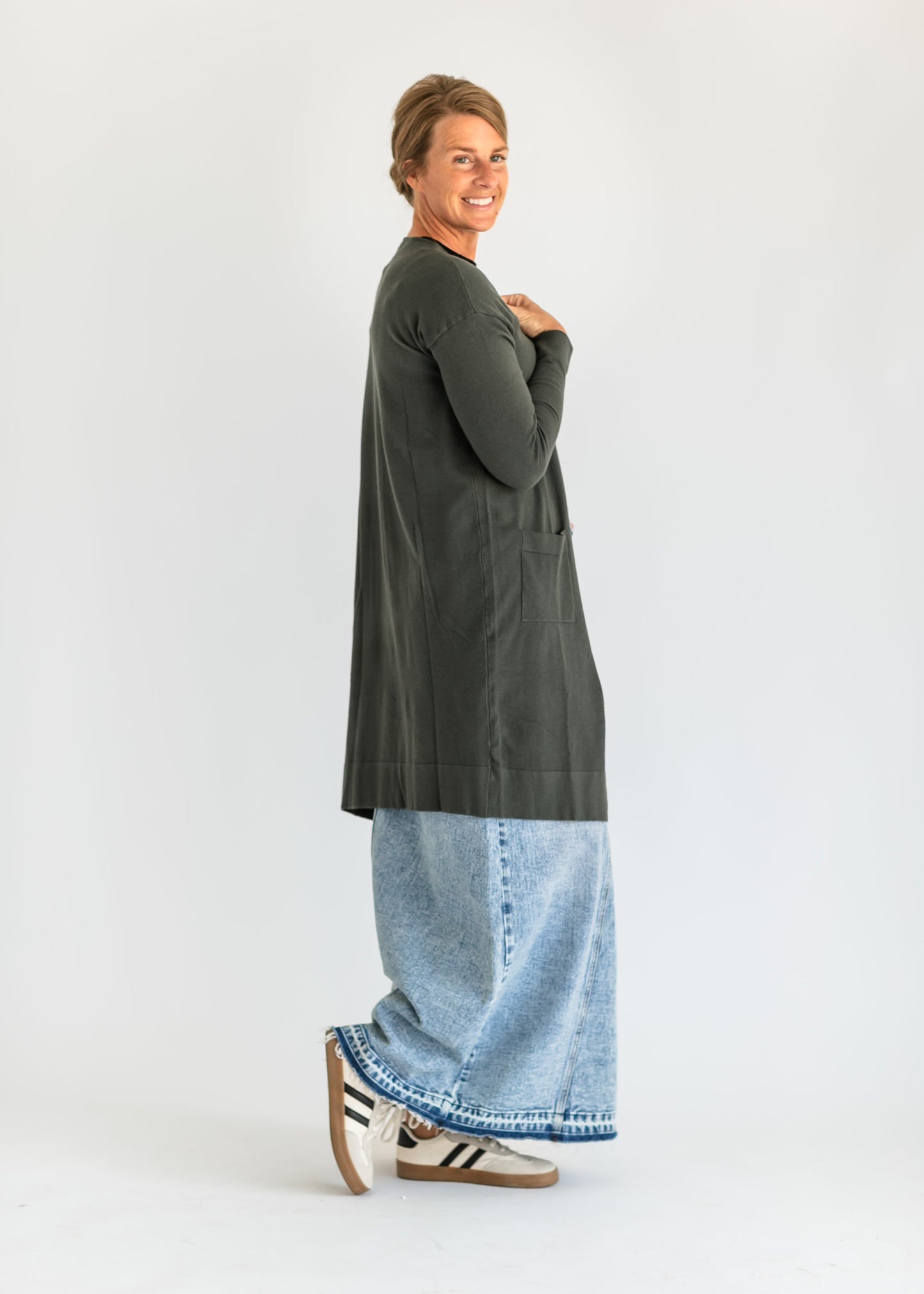 Essential Long + Soft Cardigan Moss Green
