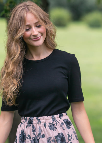 Essential Ribbed Half Sleeve Tee Black