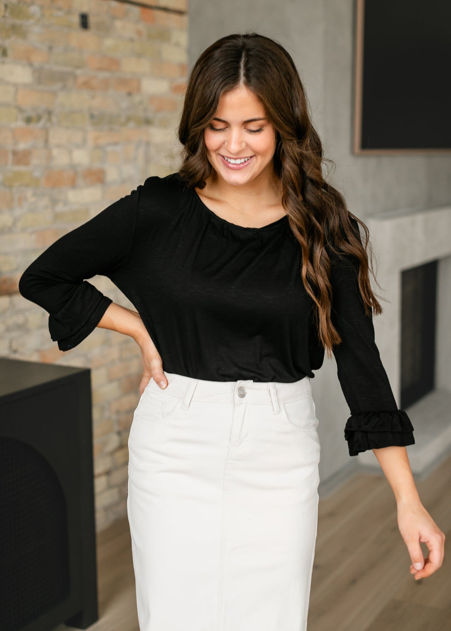 Essential Ruffled 3/4 Sleeve Top Black