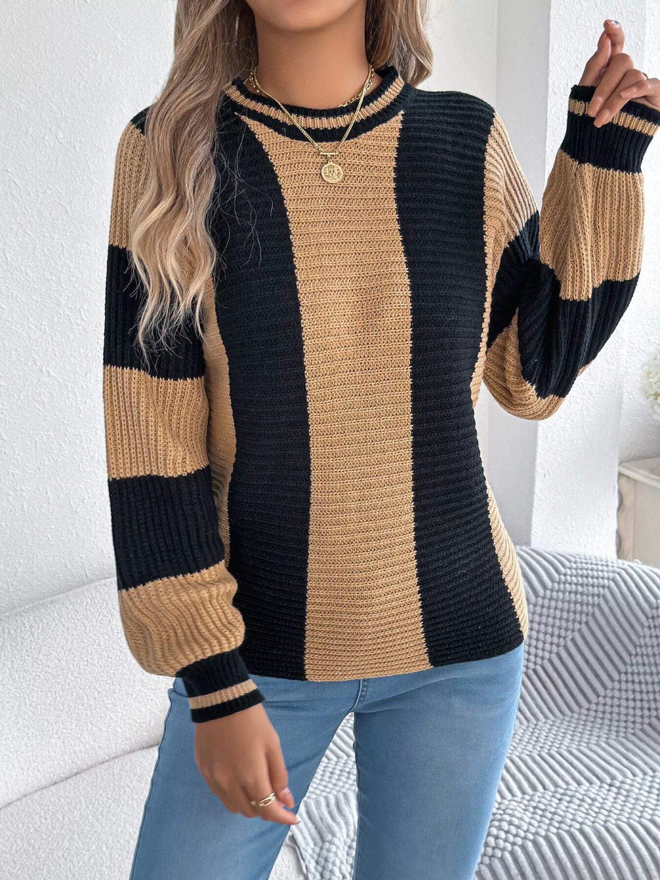 Color Block Round Neck Sweater