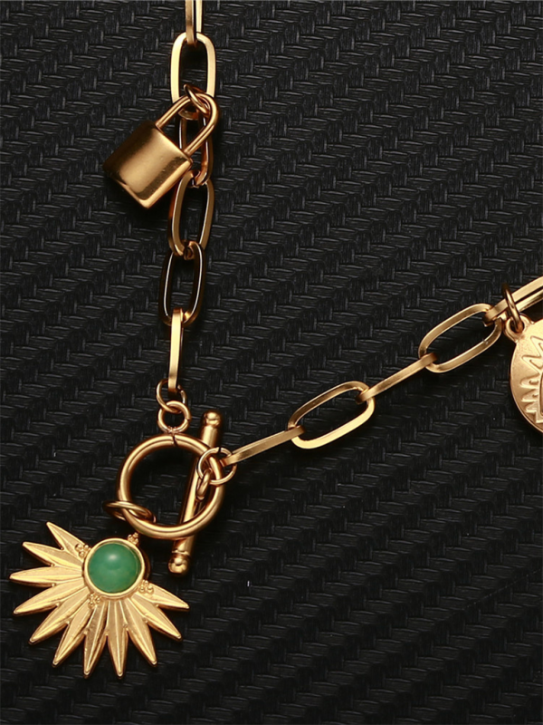 Leaves Devil's Eye Lock Pendant OT Buckle Collarbone Necklace