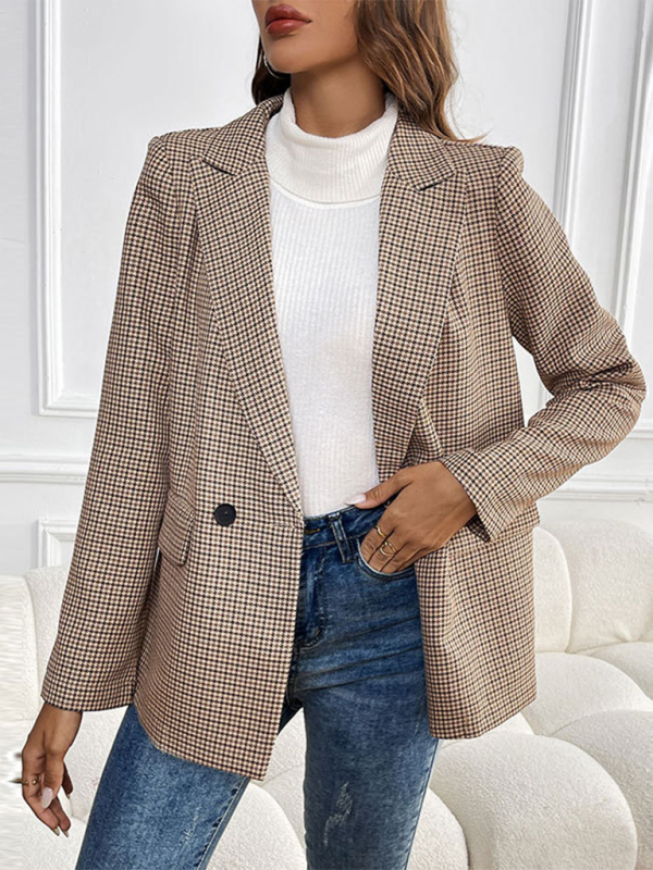 Women's Buttoned Blazer - Long Sleeve - Lapel Collar - Flap Pockets - Autumn Winter Khaki