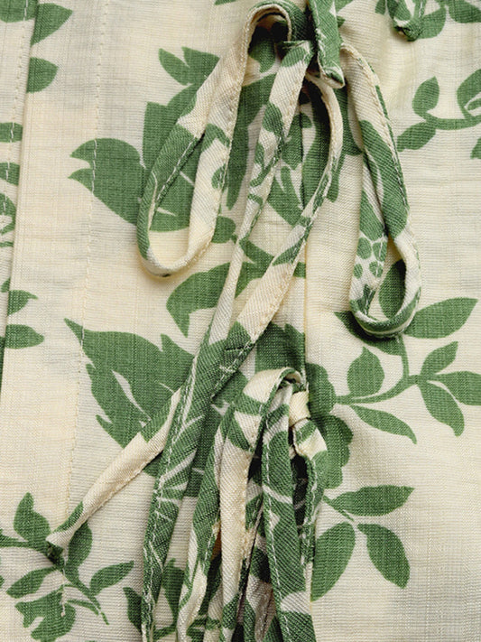 Printed Pleated Lace-Up Sleeveless Shirt