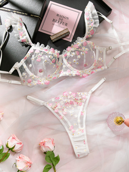 Small flying sleeve strawberry embroidery mesh see-through bra set