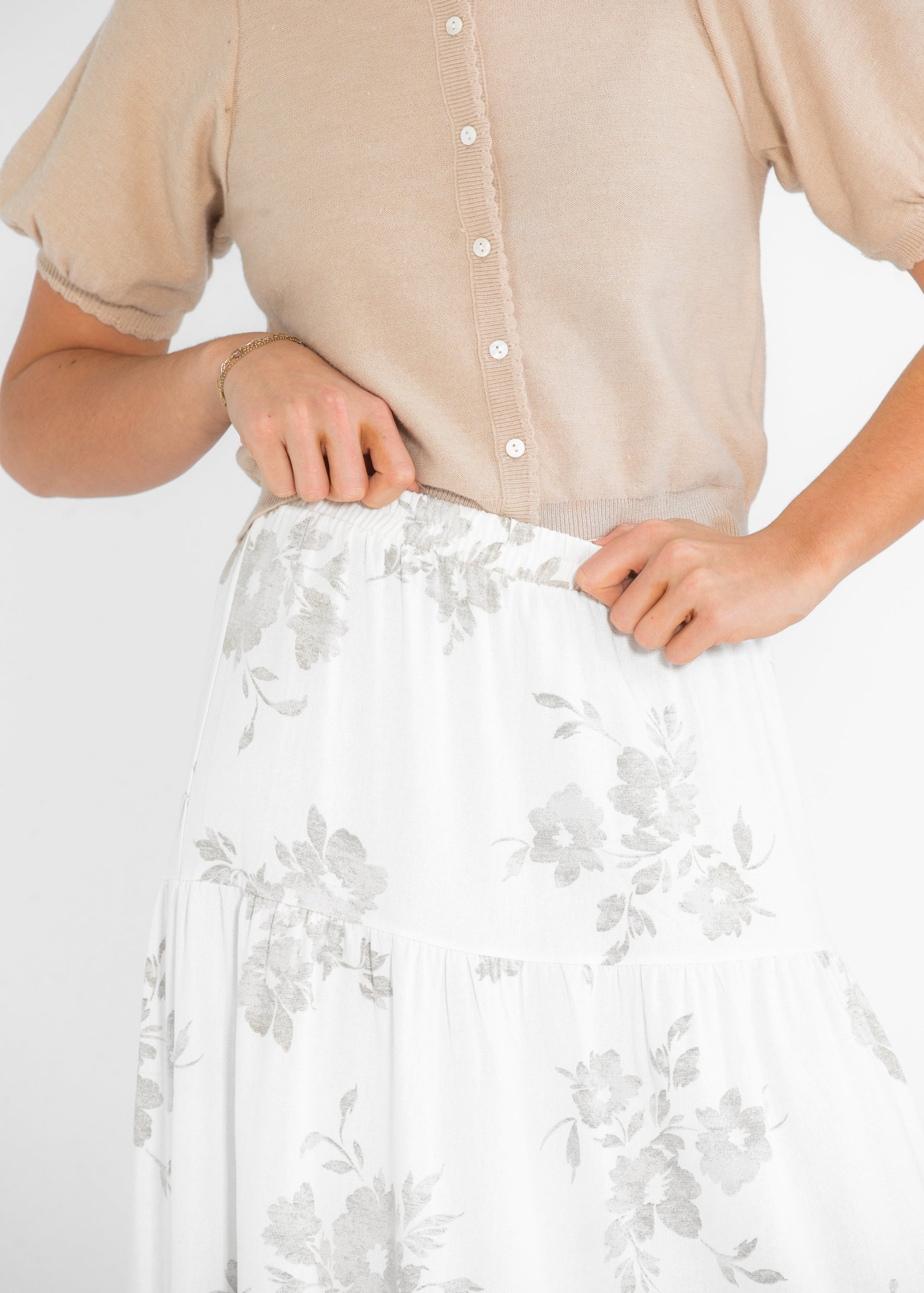 Jill Floral Stretch Waist Floral Tiered Maxi Skirt