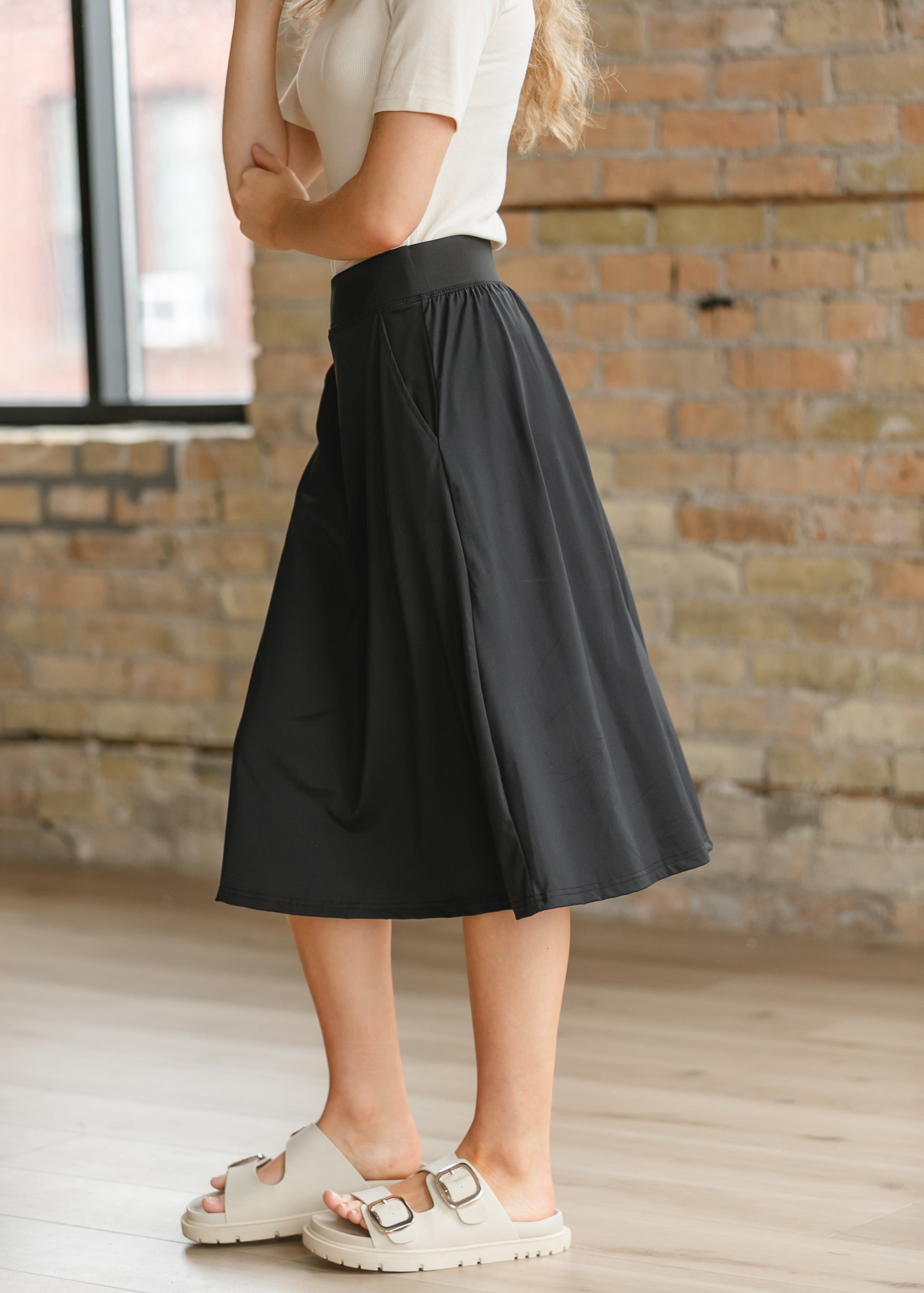 Jo Lightweight Active A-Line Midi Skirt