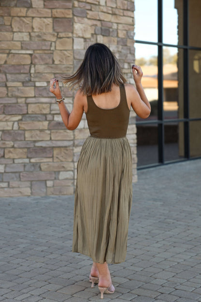 Olive Scoop Neck Pleated Tank Midi Dress