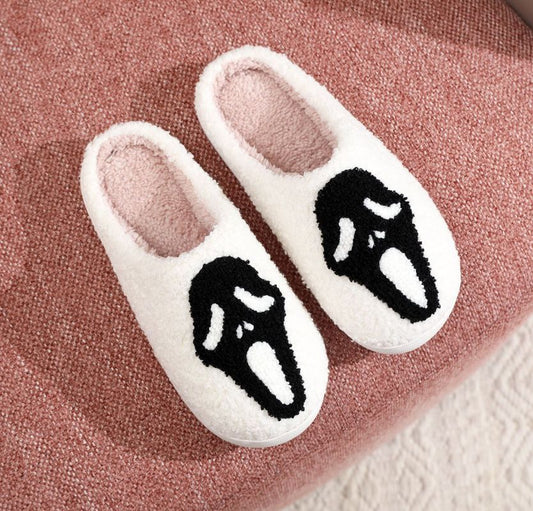 Halloween Screaming Skull Pattern Unisex Home Winter Fur Slippers White